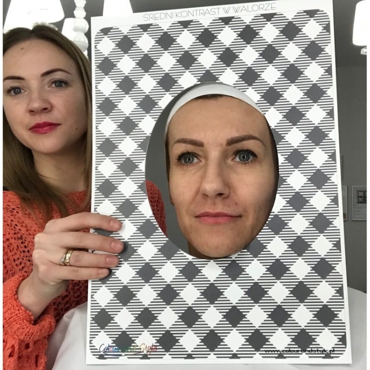 BASIC - Indywidualne szkolenie: analiza kolorystyczna 12 typów urody
